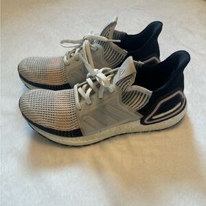 Adidas Women's UltraBoost 19 Women’s size 10
